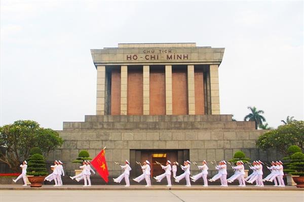 Ban Quản lý Lăng có nhiệm vụ thực hiện nghi lễ nhà nước, nghi lễ quân đội tại Lăng Chủ tịch Hồ Chí Minh. Ban Quản lý Lăng có nhiệm vụ thực hiện nghi lễ nhà nước, nghi lễ quân đội tại Lăng Chủ tịch Hồ Chí Minh.